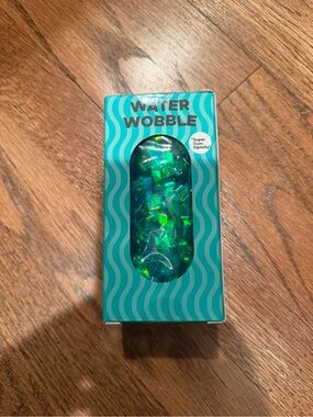 J’Adore Water Wobble